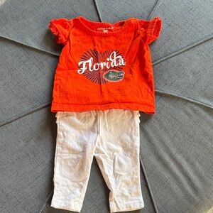 University of Florida Orange Gators Tee and pants
